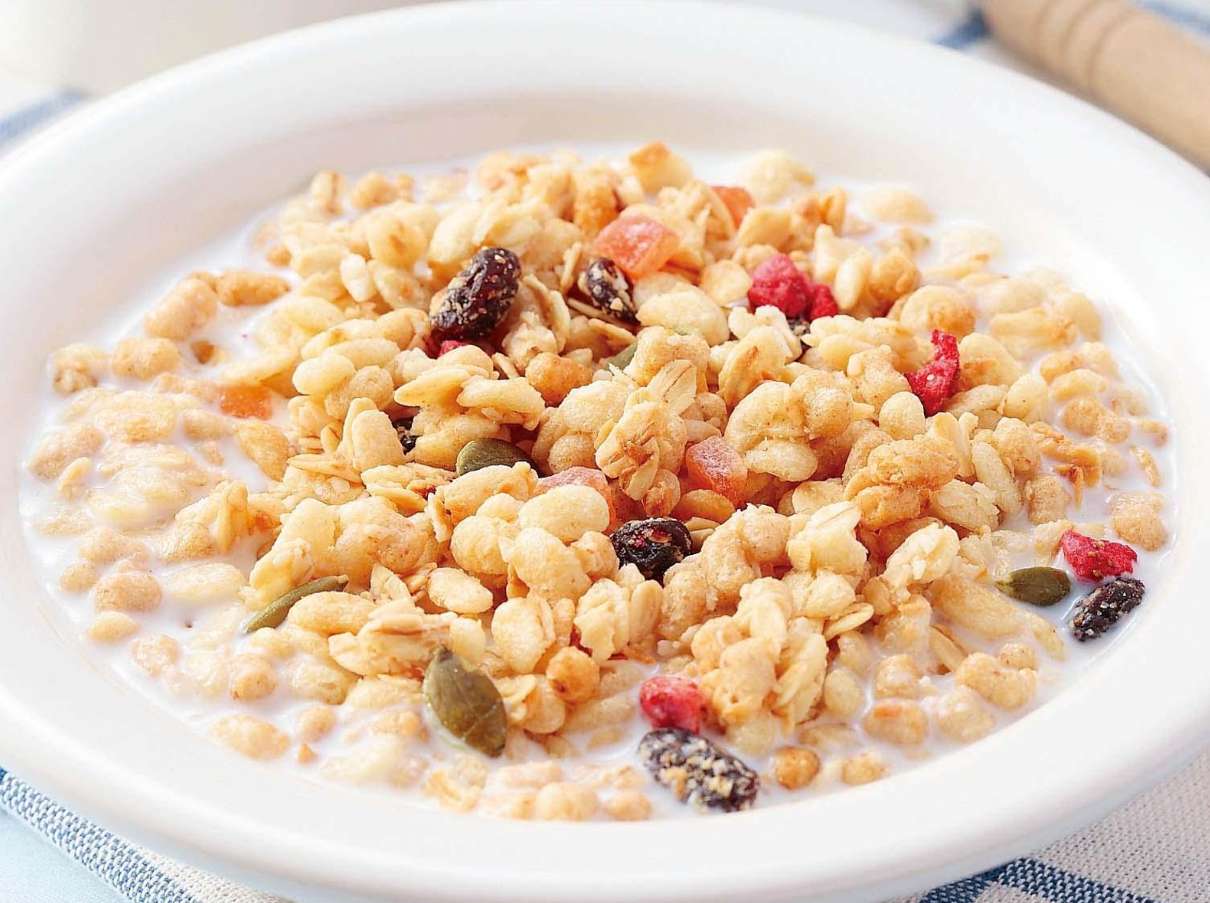 Calbee Japanese Fruit Granola Cereal - 700g(Pack of 2)